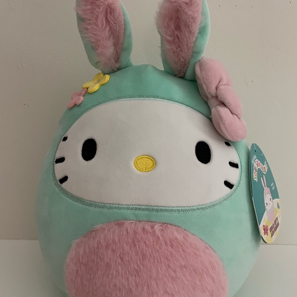 Squishmallow NWT Hello Kitty 8”, GREAT CHRISTMAS GIFT FOR HELLO KITTY FANS! - Picture 8 of 8